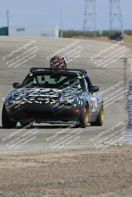 media/Oct-01-2023-24 Hours of Lemons (Sun) [[82277b781d]]/1045am (Outside Grapevine)/